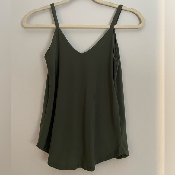 Lulu's Tank - Picture 2 of 4